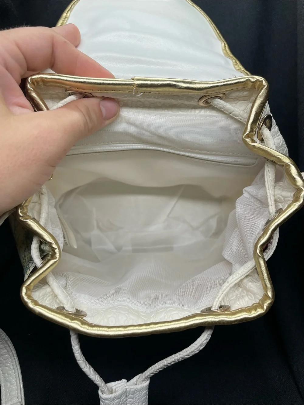 ALENATION LTD. Vintage Drawstring Bucket Purse with Faux Leather Patchwork